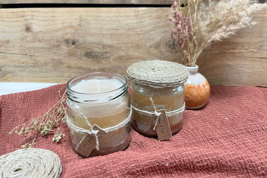 Geurkaars in een glazen pot